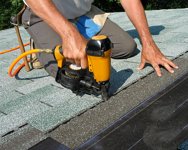 Best Shingle Roofing Installation  in Russell, KY